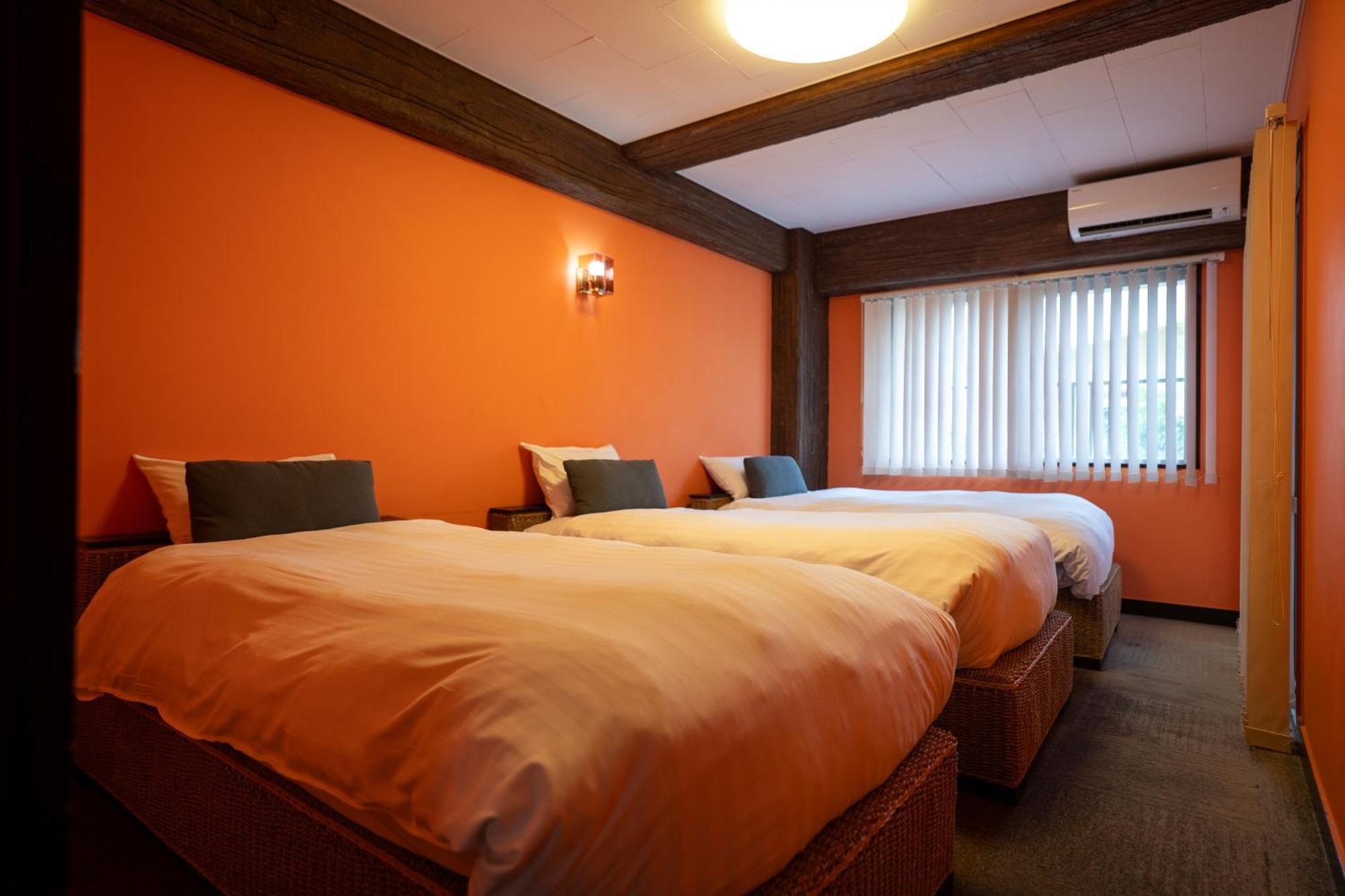 Royal Hotel Yomitan Bagian luar foto