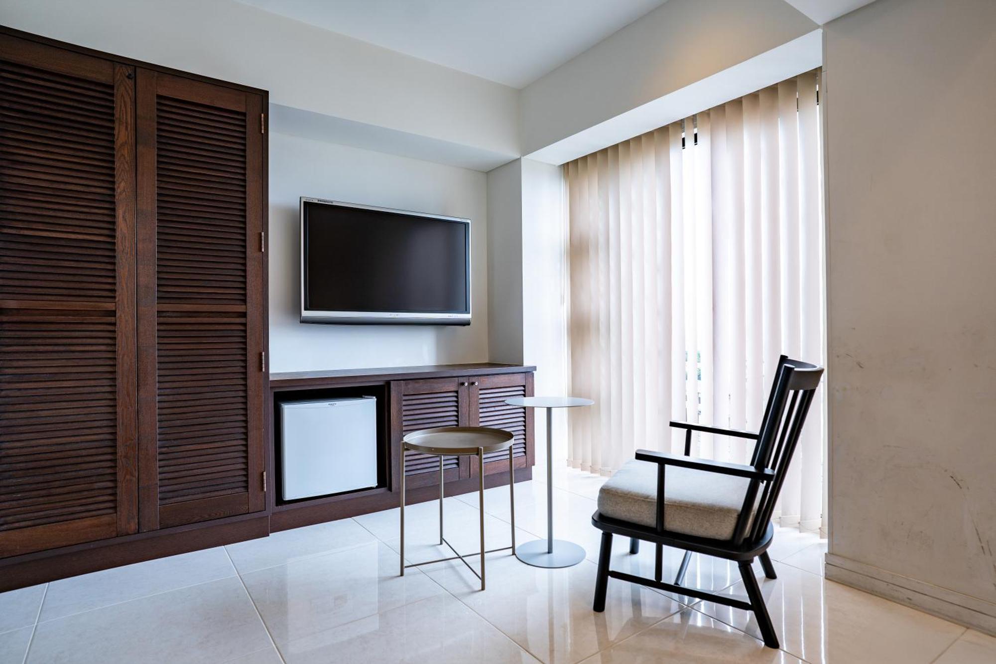 Royal Hotel Yomitan Bagian luar foto